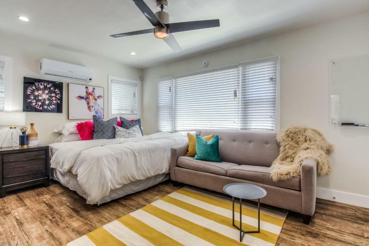Long Beach Studio Suites מראה חיצוני תמונה