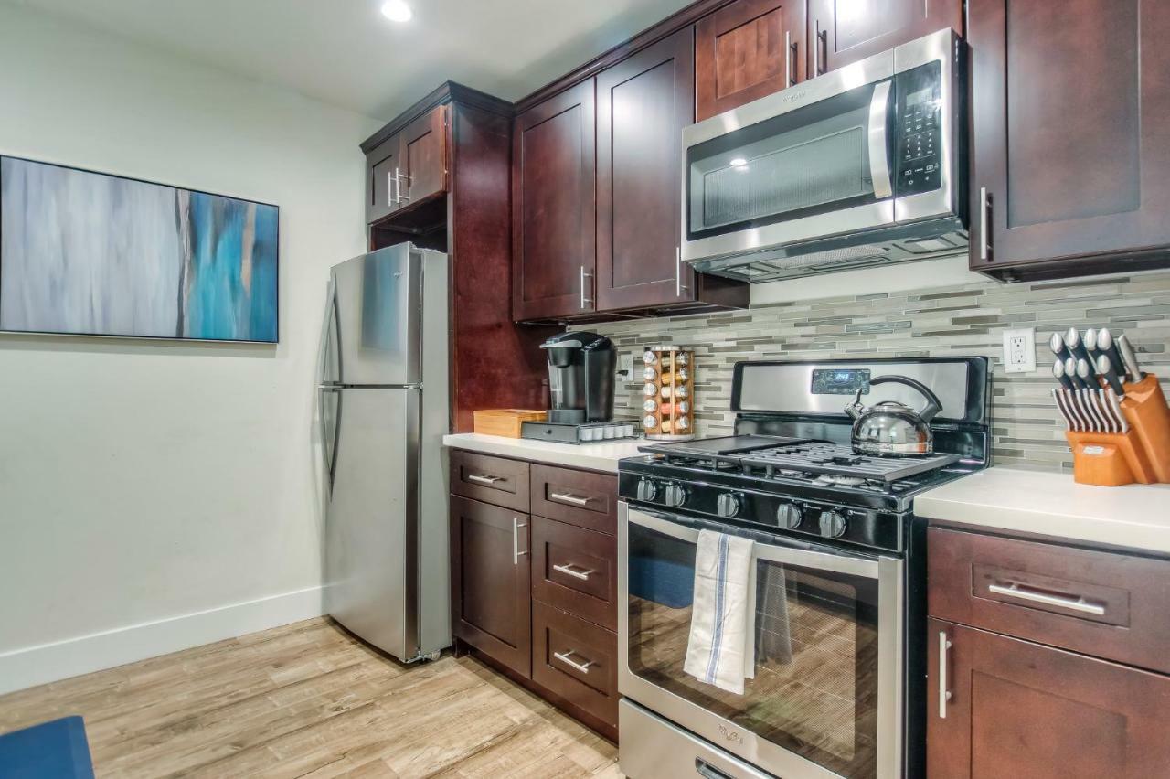 Long Beach Studio Suites מראה חיצוני תמונה